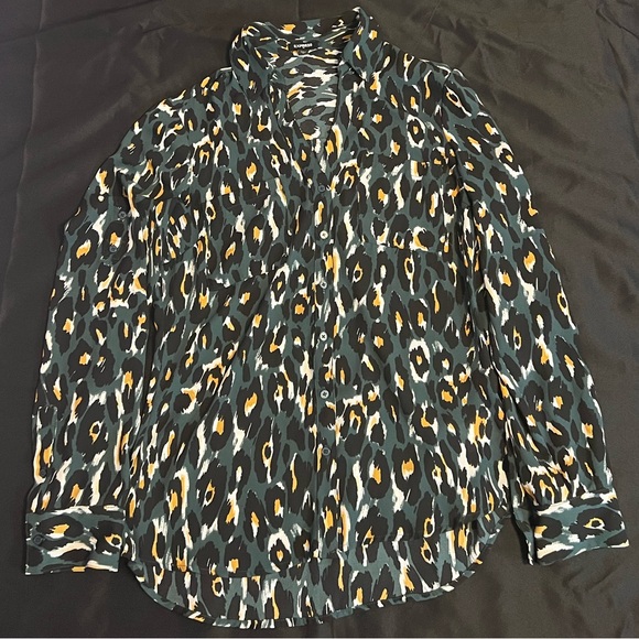 Tops - EXPRESS Forest Green Black and Gold Cheetah Button Up Shirt